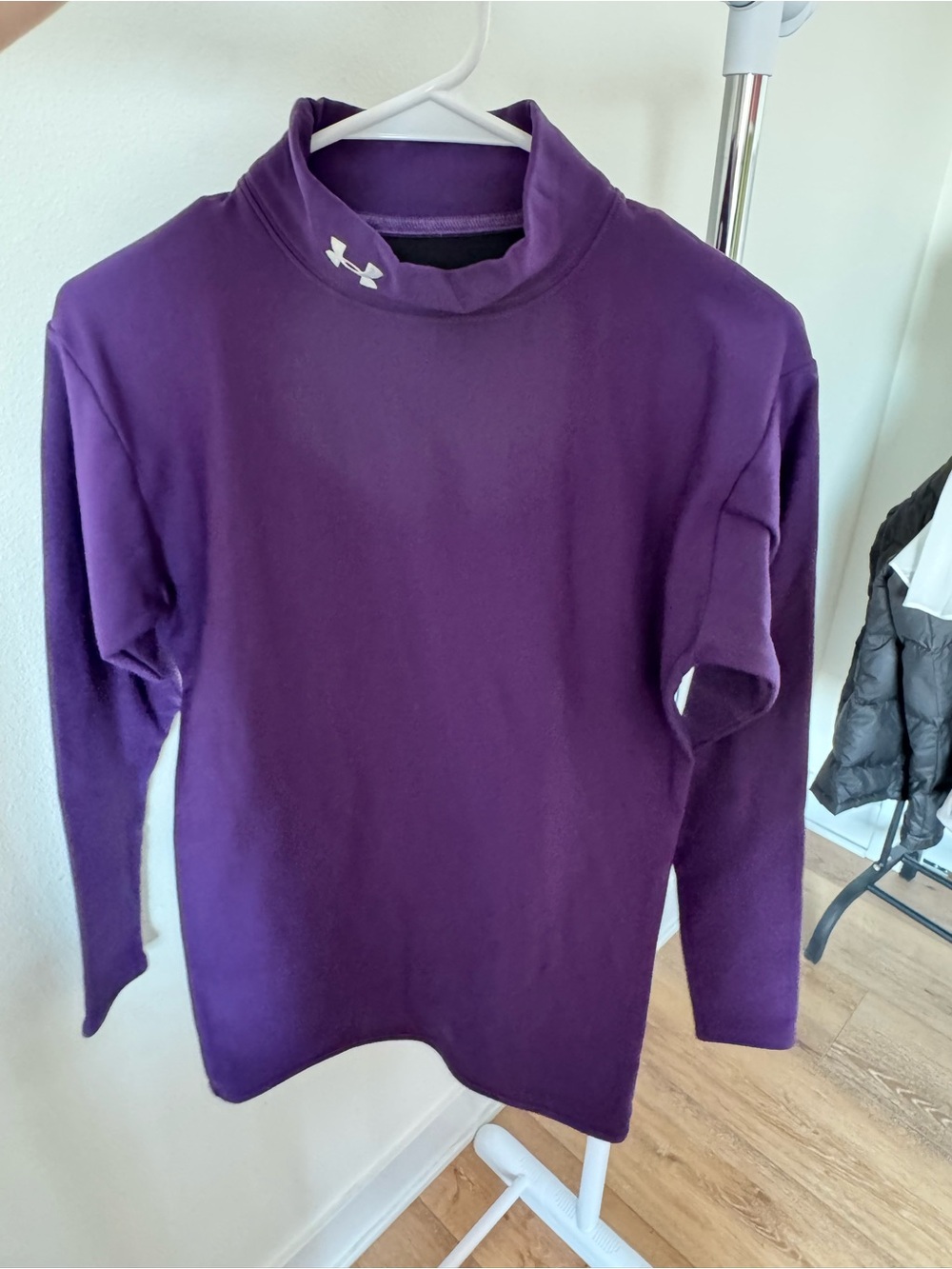 Purple Under Armour ColdGear mock-neck long-sleeve compression shirt Men size L